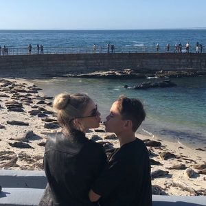 Meet your Posher, Deedee